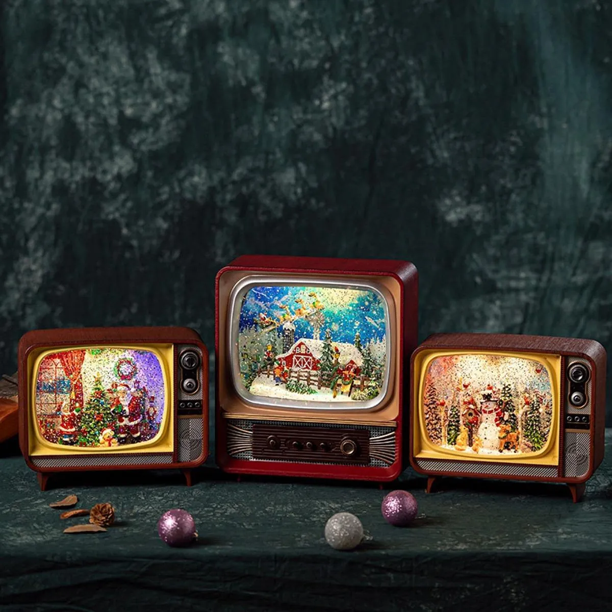 CAJA MUSICAL NAVIDEÑA, CON LUZ EN FORMA DE TV RETRO