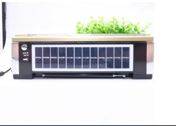 Radio Fm-Am, con cargador Solar, Bateria recargable de Emergencia